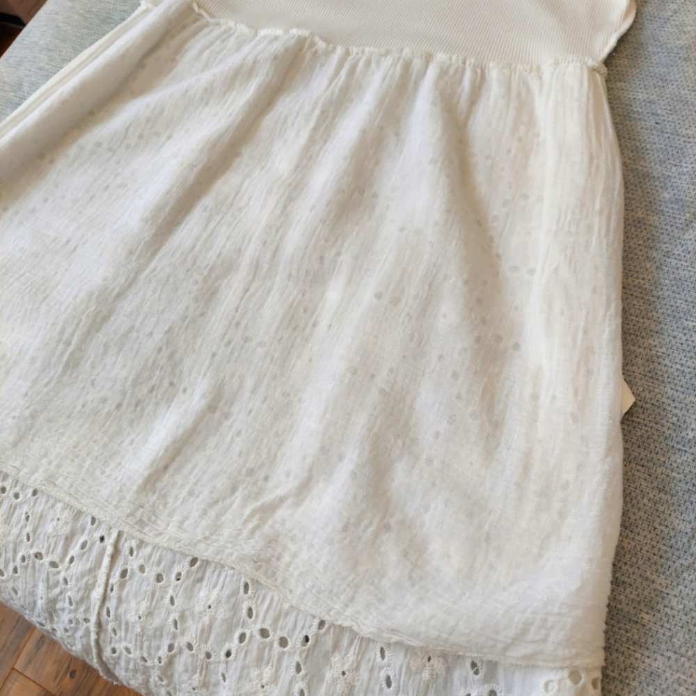 For Her Paris Cotton Dress - Picture 7 of 9